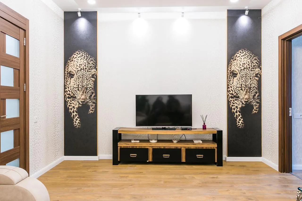 דירה טביליסי Sweet Home 6 Vip Rustaveli Avenue