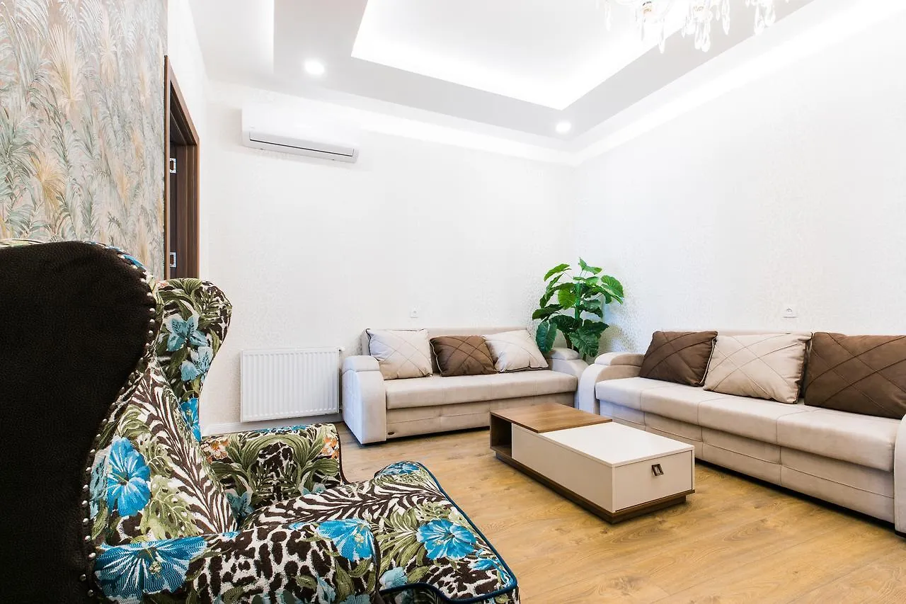 Sweet Home 6 Vip Rustaveli Avenue 第比利斯 0*,